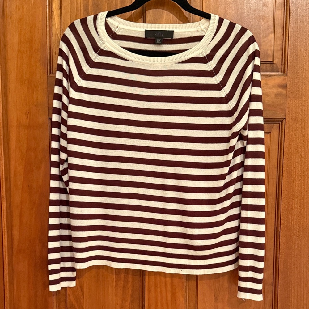 Zara Fine Knit Sweater Brown and White Stripe Sz. Small